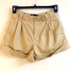 Zara Pleated Chino Stretch Shorts Size Small Tan
